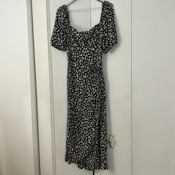 Dress - Picture 1 of 3